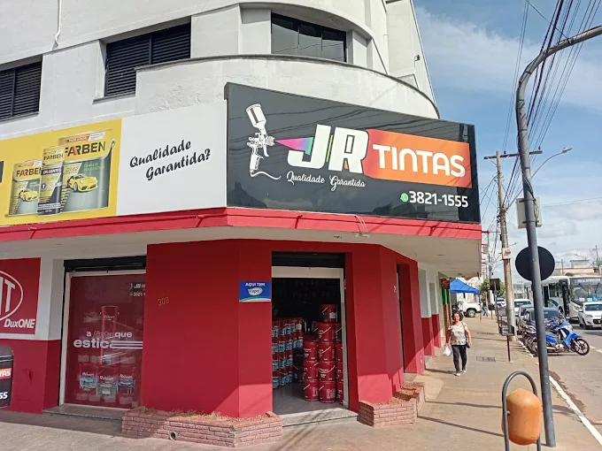 Fachada da loja JR Tintas em Patos de Minas